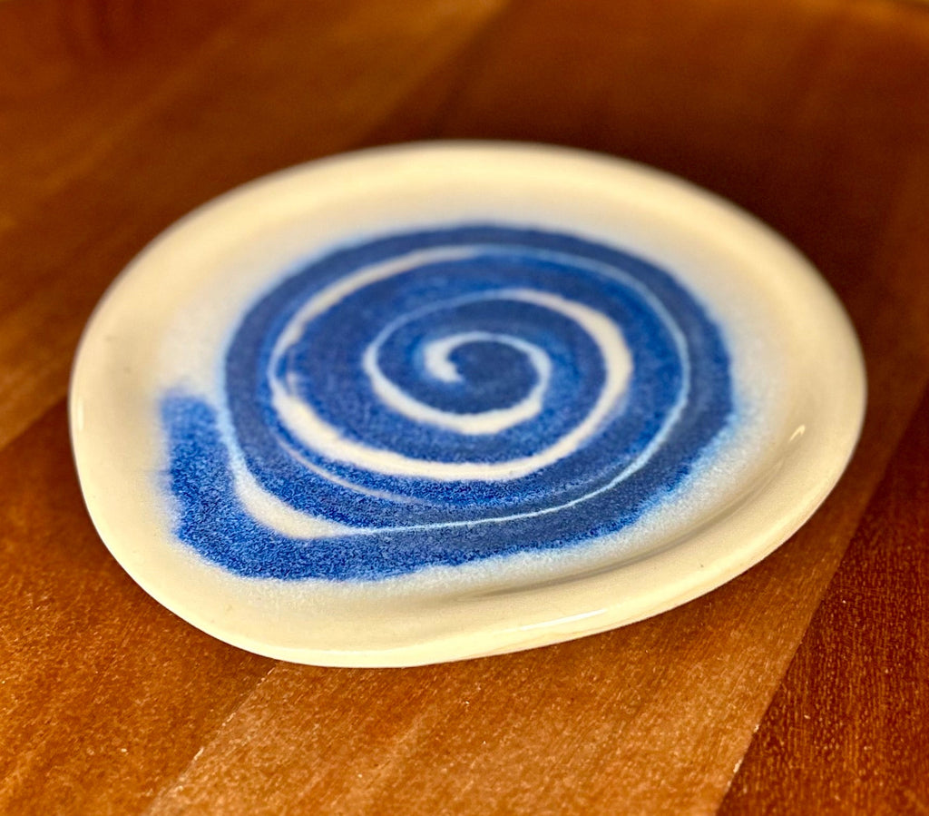 Spoon Nook: Hypnotized