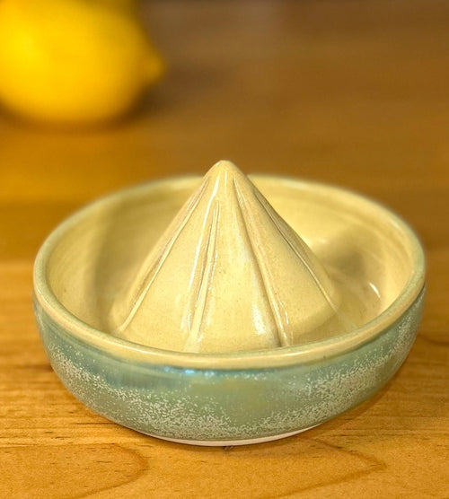 Citrus Squeezer: Buttercup